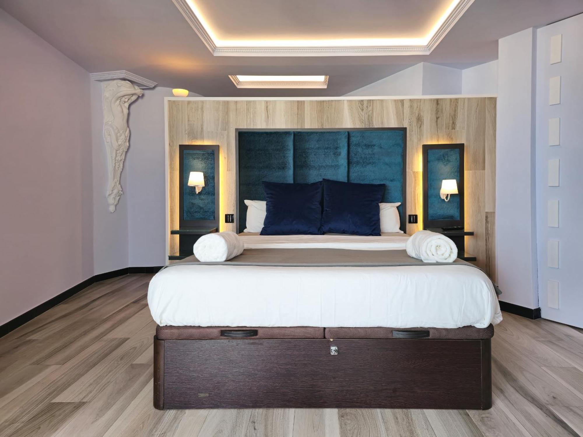 Special Sky Suite - Sea & Mountain Views- Torremolinos Center Exteriör bild